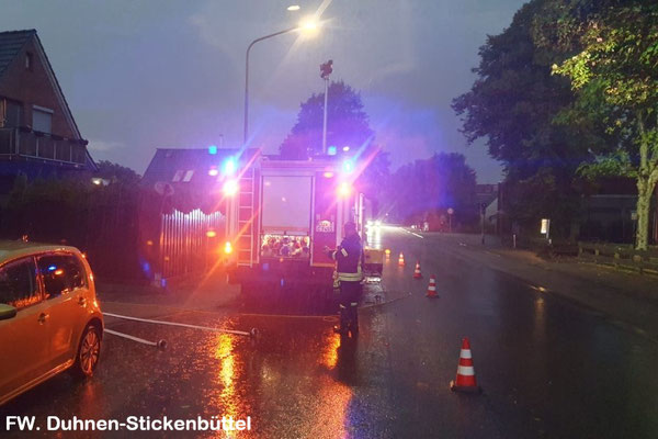 ... und es schüttet © FF-DuhStibü.