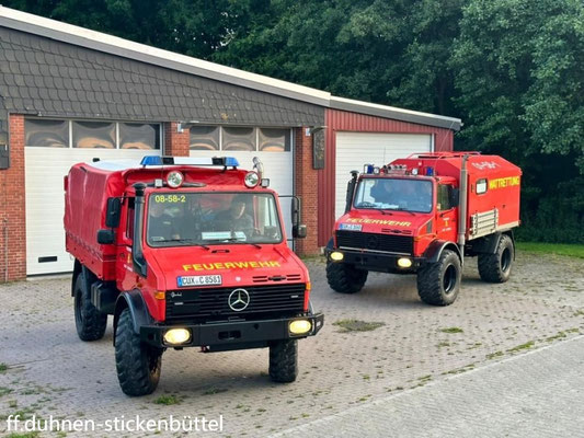 Beide Fahrzeuge sind auf der Insel eingetroffen © FF-Duhnen-Stickenbüttel