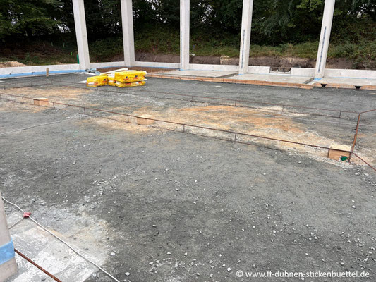 Der Beton in der Fahrzeughalle kann kommen © FF-Duhnen-Stickenbüttel