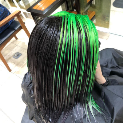 HairColorOsaka大阪・心斎橋の派手髪、デザインカラー、ダブルカラー、ブリーチから徐倫ヘア