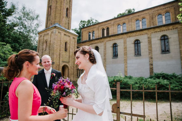 als Hochzeitsplanerin darf ich fast immer den Brautstrauß überreichen