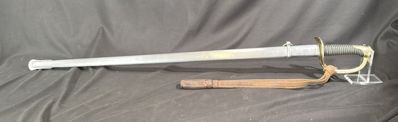 sabre cavalerie légere modele 1822 modifié 83 vue d ensemble .