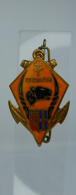 nsigne 6° RIOM.Prix : 15 euros
