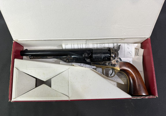  revolver uberti 1860 army cal 44 dans sa boite d origine 