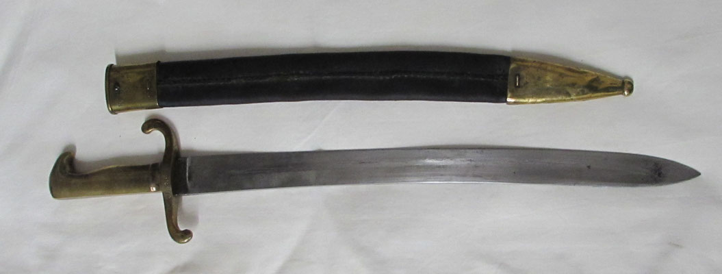 glaive prussien modèle  1864. Faschinenmesser U/M 64 avec fourreau 