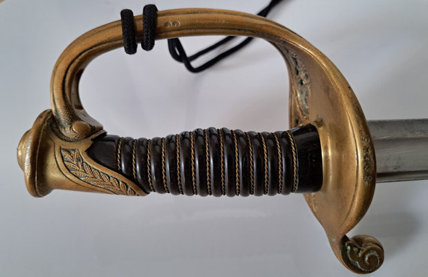 sabre d'adjudant modèle 1845 ww1 très bon état 