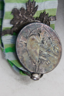 medaille de madagascar vue du revers