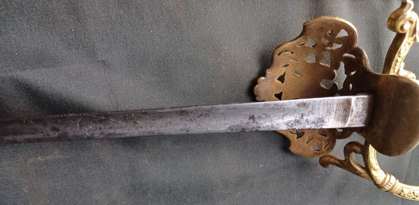 épée  d'officier supérieur second empire clavier doré 