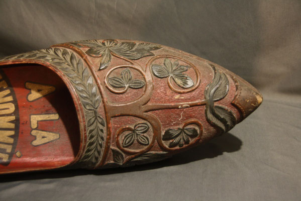 enseigne de sabotier polychrome 