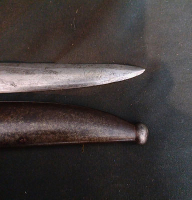 sabre baionnette modèle 1842 de mousqueton d'artillerie.