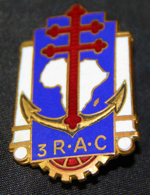 insigne 3° RAC. drago paris H 490 prix 10 euros    