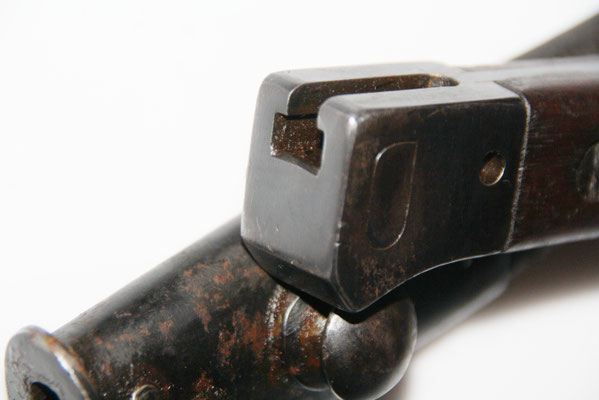 baïonnette anglaise MK 2 avec fourreau
