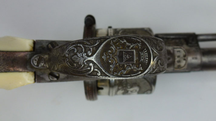 revolver lefaucheux gravé de luxe 6 coups à broche.