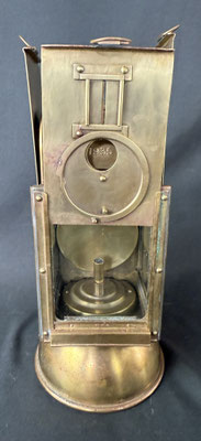 interieur lampe allemande sartorius regimentée