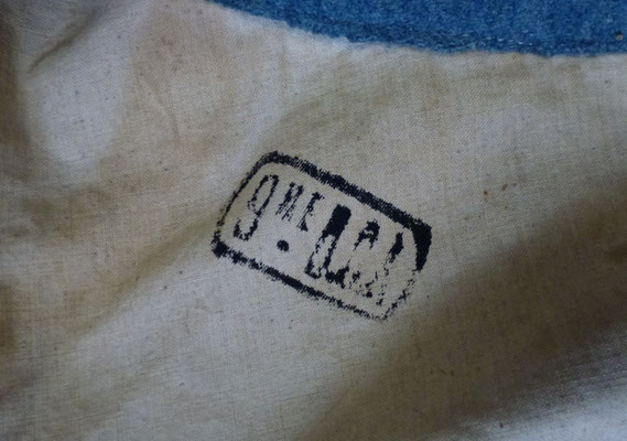 tampon manteau à capuchon  9 ème BCA