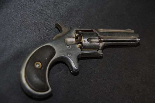 revolver remington smoot n°2  "F.P. Baker, Fleet St., London"