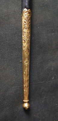 épée d’officier des poudres et salpêtres bouterolle  ciselée 