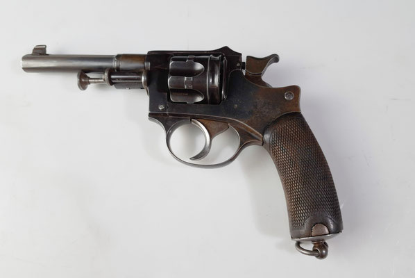 revolver 8 mm modèle 1887 civil vue generale 