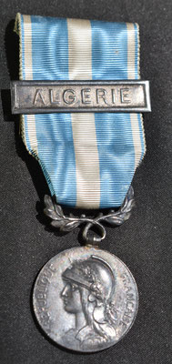 médaille coloniale agrafe algérie