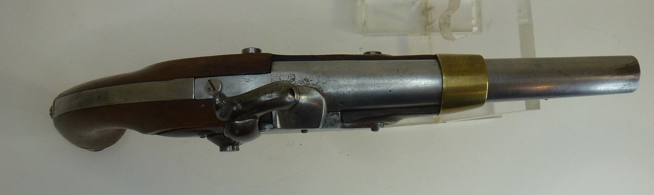 pistolet de cavalerie belge type 1822 t bis tamponné sur bois 