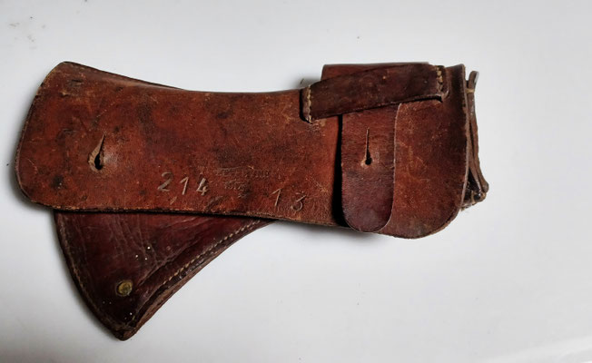 porte hache cuir ww1