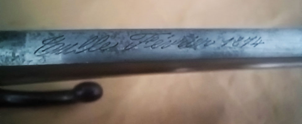 sabre baïonnette chassepot  modèle 1866 marquée sur le  dos de la lame Tulle fevrier 1874