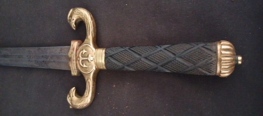dague d'officier de marine 1° empire poingnée en ebene  