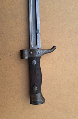 baïonnette berthier modèle 1892 plaquettes bois 