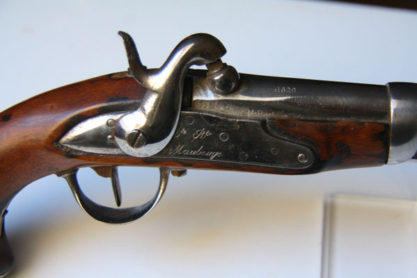 pistolet de gendarmerie modèle 1822 T Maubeuge .