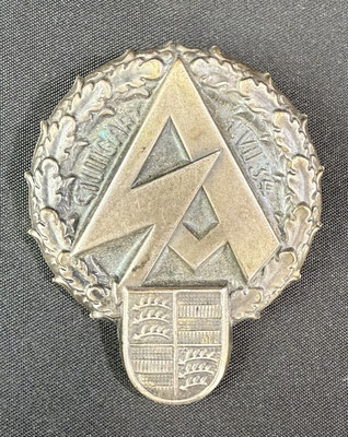 SA Stuttgart   Prix : 60 euros