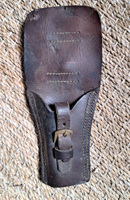 gousset porte baïonnette mousqueton Berthier  modèle 1892.
