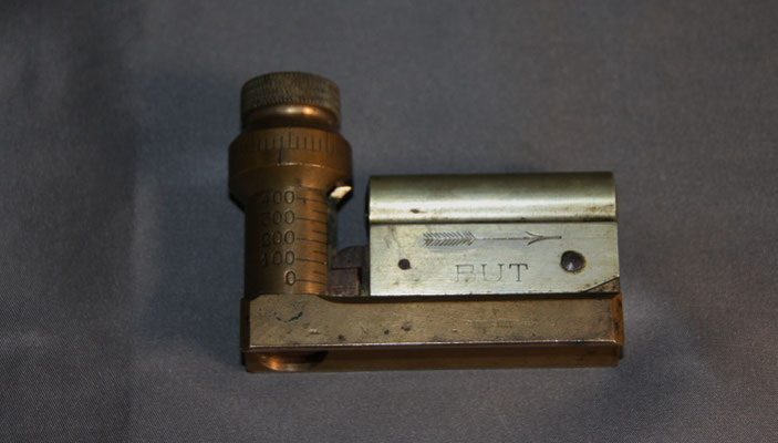 niveau de  pointage mitrailleuse Hotchkiss