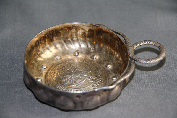 tas de vin en argent Confrerie des chevaliers du Tastevin 