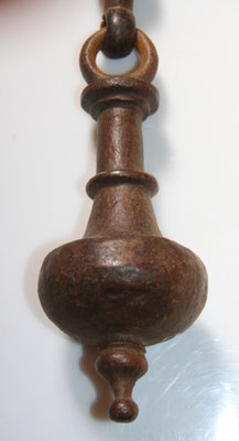  marteau de porte en fer forgé  XVIIIe siécle