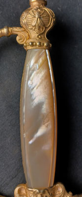 épée d’officier des poudres et salpêtres poignée en nacre 