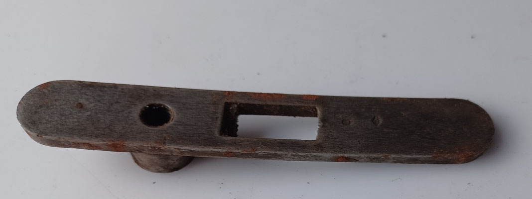 sous garde carabine gras modèle 1874/80 piéce poinçonnée