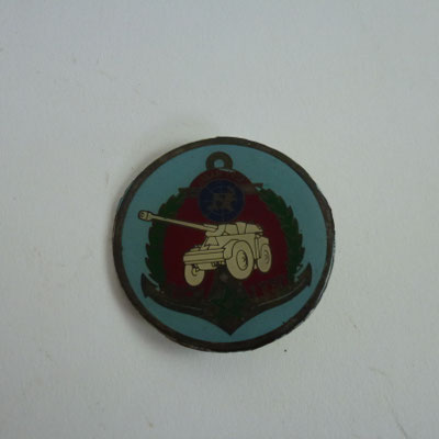 insigne RICM  1 ° escadron  finul Liban .fabrication local 1978 . prix : 30 euros 