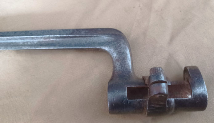 baïonnette modèle 1866 /74de gendarmerie avec virole 