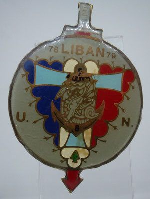 nsigne 8° RPIMA liban. fabrication local  25 euros