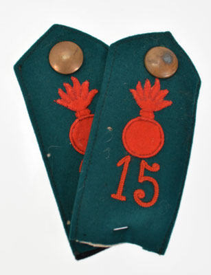 pattes d'épaules 15èm feld artillerie