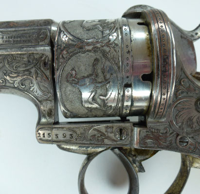 revolver lefaucheux gravé de luxe plaquettes ivoire.