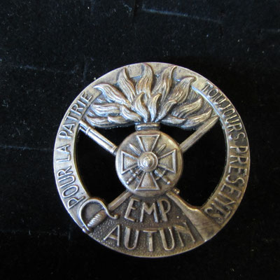 insigne EMP Autun  insigne premier type sans fabricant   Prix : 150 euros