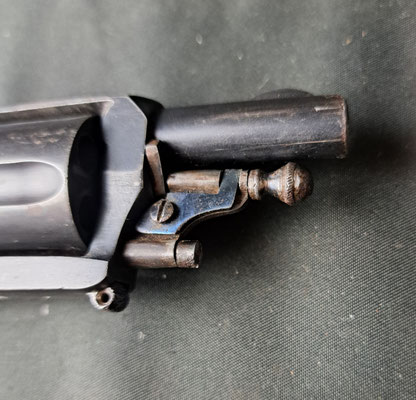 revolver velodog 6mm percussion centrale .