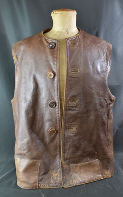 gilet britannique jerkins en cuir 
