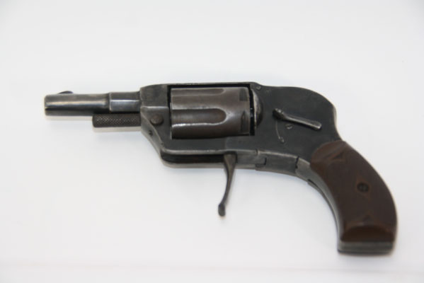 revolver 6 mm velodog Arminius 6 coups .
