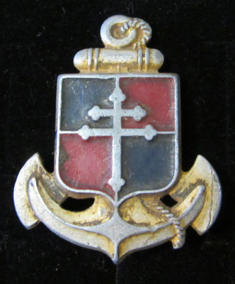 insigne 9° DICA.Augis Lyon 28 St Bart alumimiun peint Prix : 10 euros
