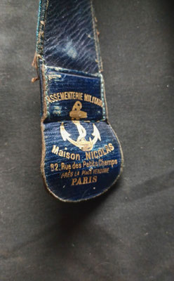 sabre d'officier de marine 1837 avec ceinturon en etat moyen 