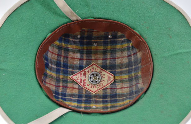 casque colonial fabrication local