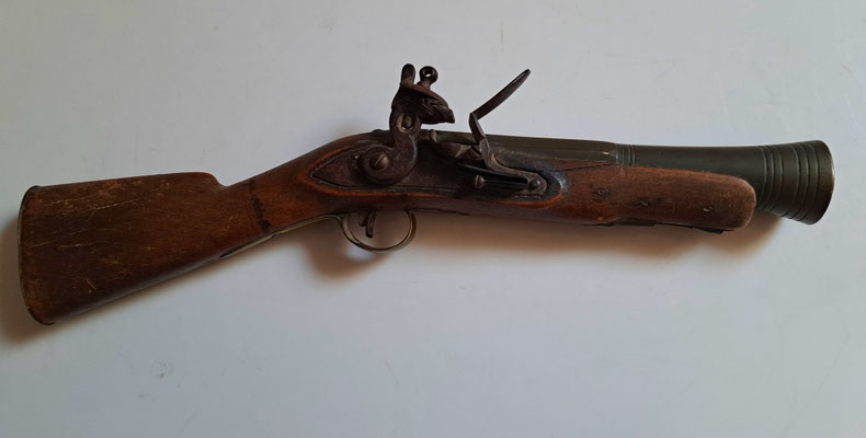 tromblon pistolet de voyage  à silex E.schesinger & Cnie Montevideo