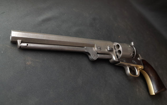 revolver colt modèle 1851